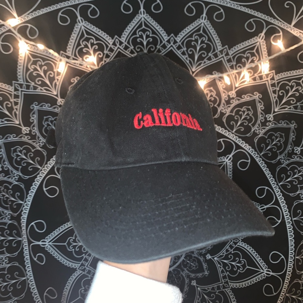 Brandy Melville California Hat